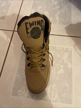 Single left Ewing Athletics Men’s Tan Work-Style Lace-Up Boot